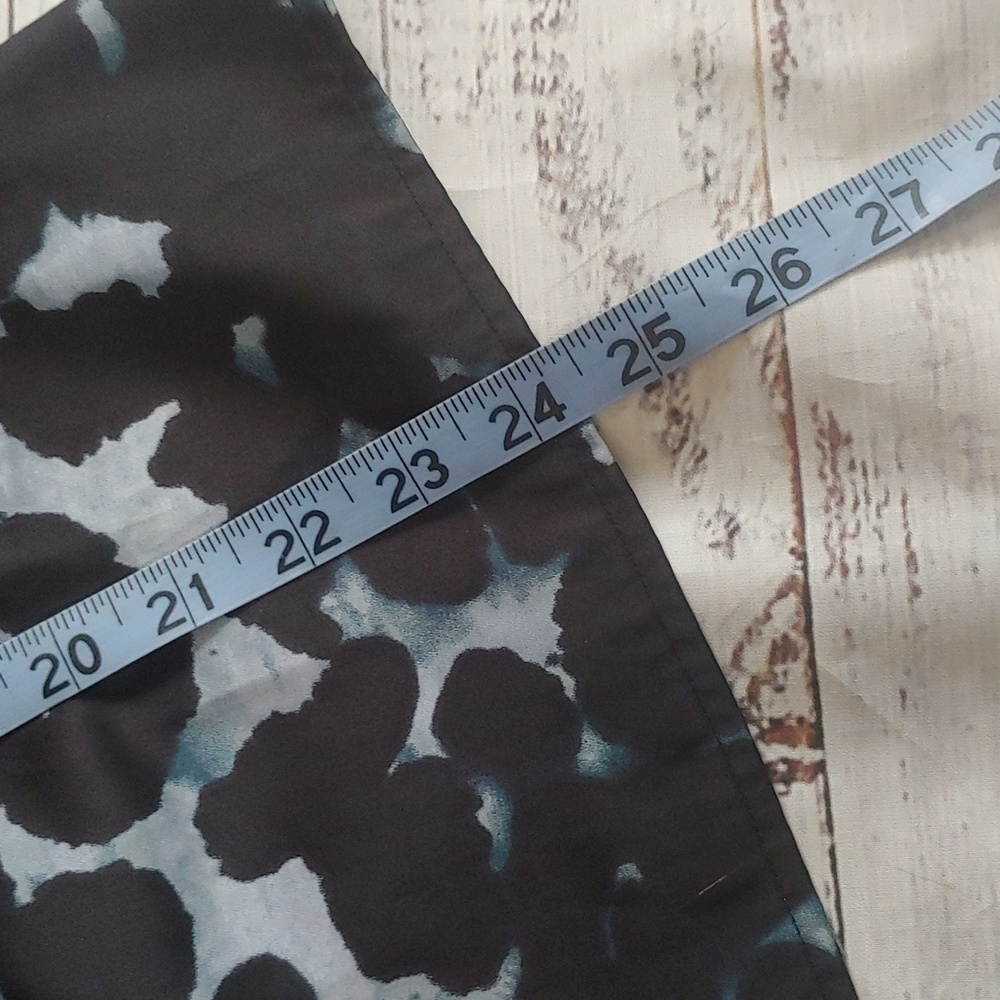 ANN TAYLOR ABSTRACT ANIMAL PRINT TOP - Picture 8 of 8
